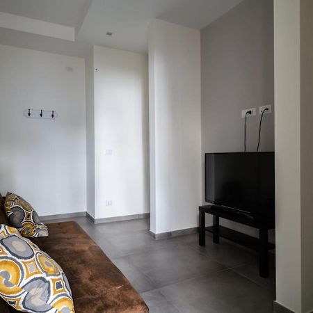 Dimora San Ferdinando 2 Apartment Бари Екстериор снимка