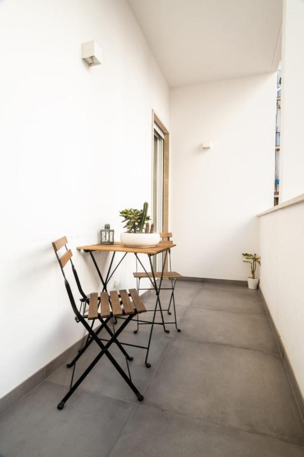 Dimora San Ferdinando 2 Apartment Бари Екстериор снимка
